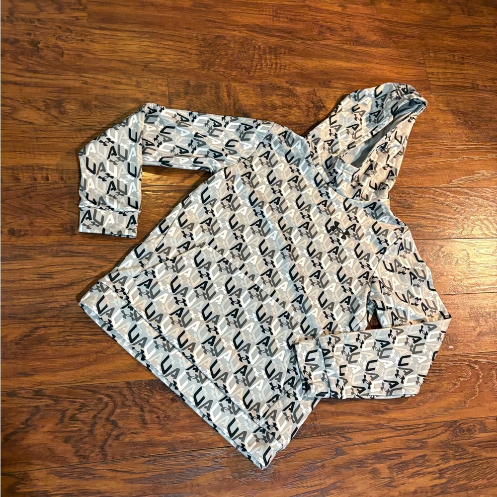 Under Armour boys size L hoodie